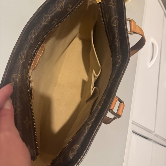 Louis Vuitton Luco Tote - Picture 7 of 7